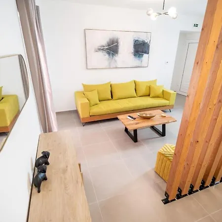 *oasis* Best View Jacuzzi New Central Apartment Volos