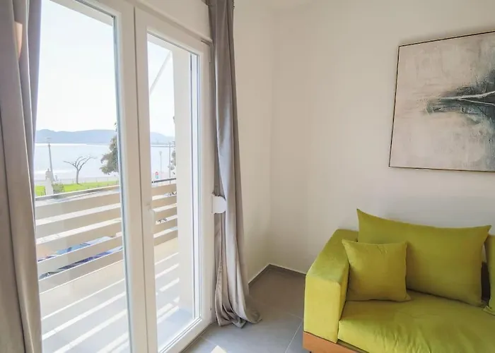 *oasis* View Jacuzzi New ヴォロス